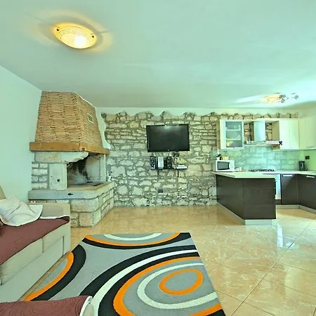 Casa Eden Tar-Vabriga