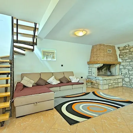 Casa Eden Casa de Férias Tar-Vabriga